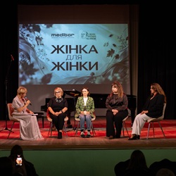 «Жінка для жінки»: вечір турботи про здоров’я, музики та підтримки