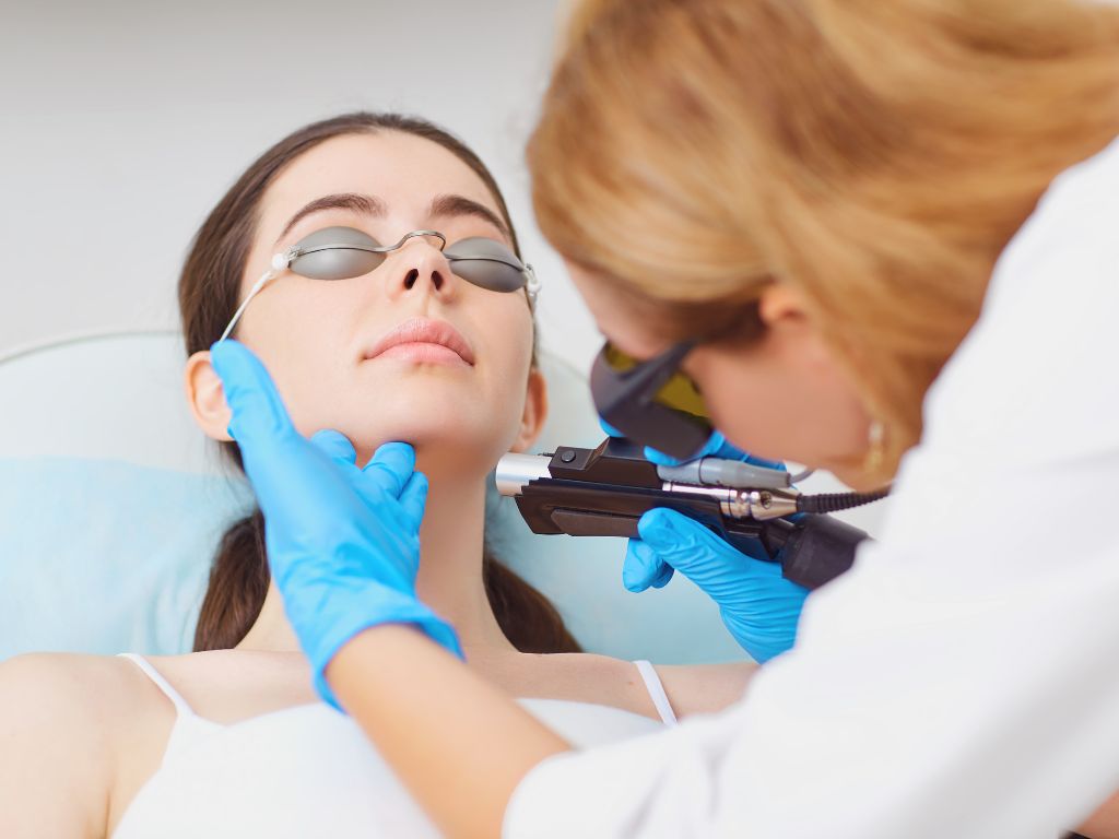 Лазерне видалення рубців